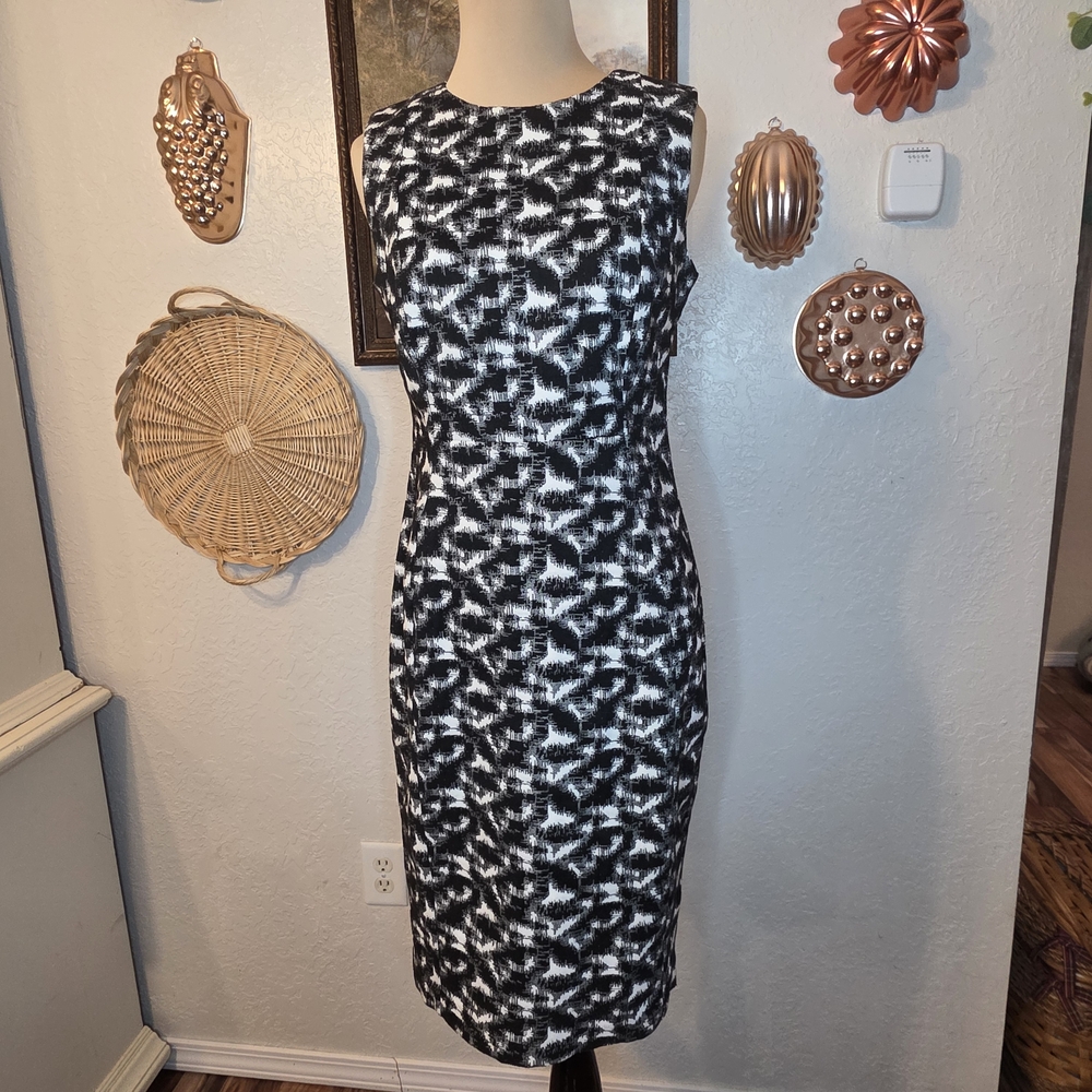 Calvin Klein Abstract Print Sleeveless Office Siren Quiet Luxury Sheath Dress